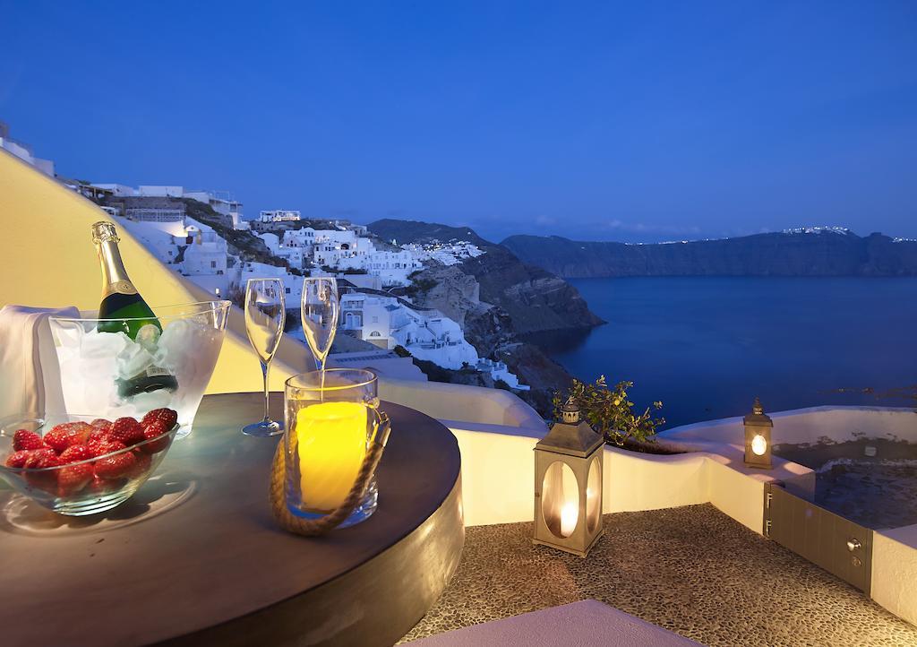 Blue Canaves Boutique Villa Oia  Room photo
